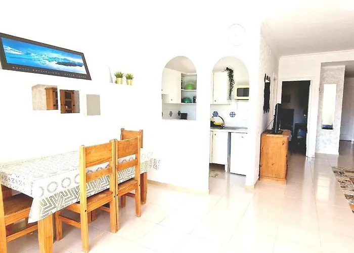 Golf Park , 1 Bedroom Pool View